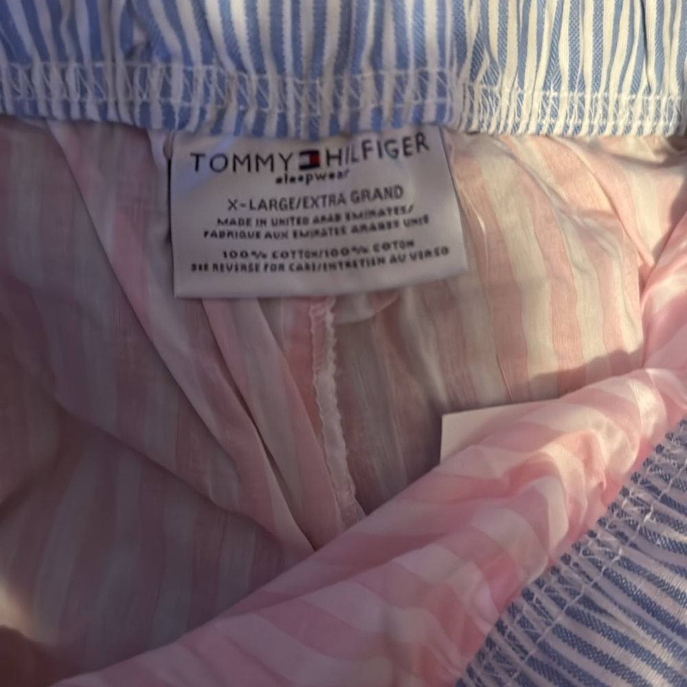 Drawstring Pajama bottoms (so they’re adjustable) with tee shirt top - Picture 2 of 7